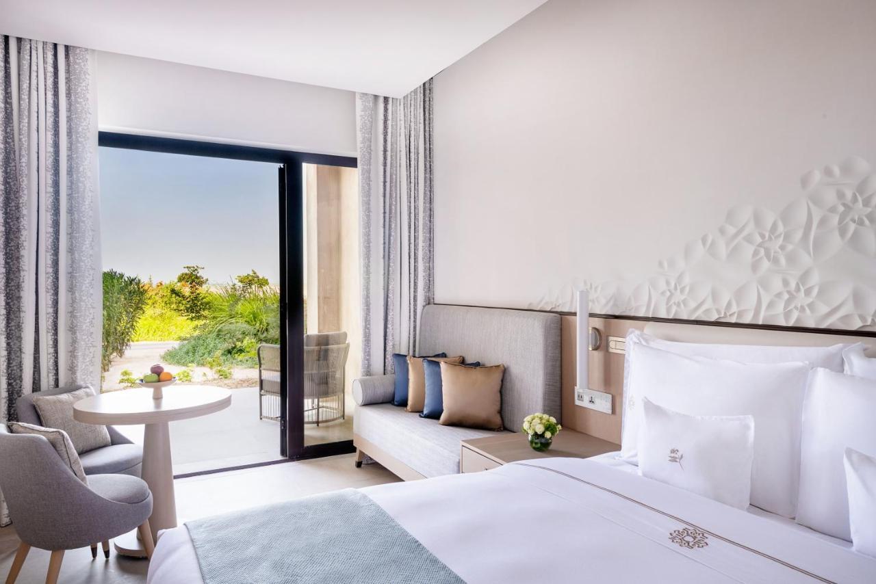 Zulal Wellness Resort By Chiva-Som Al Ruwais エクステリア 写真